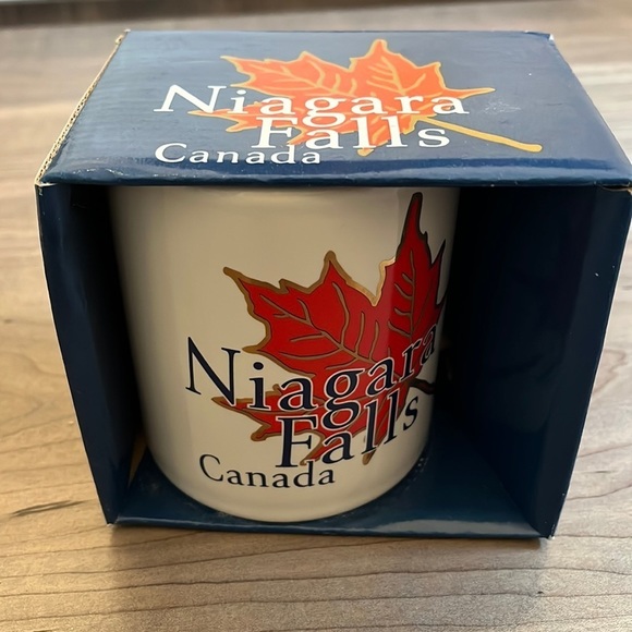 New In Box Niagara Falls Canada Coffee Mug - Picture 1 of 3